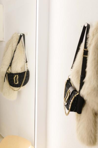 Allure Suede Croco